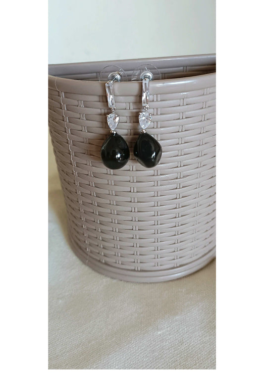 BLACK PEARL AMERICAN DIAMOND DANGLER EARRINGS