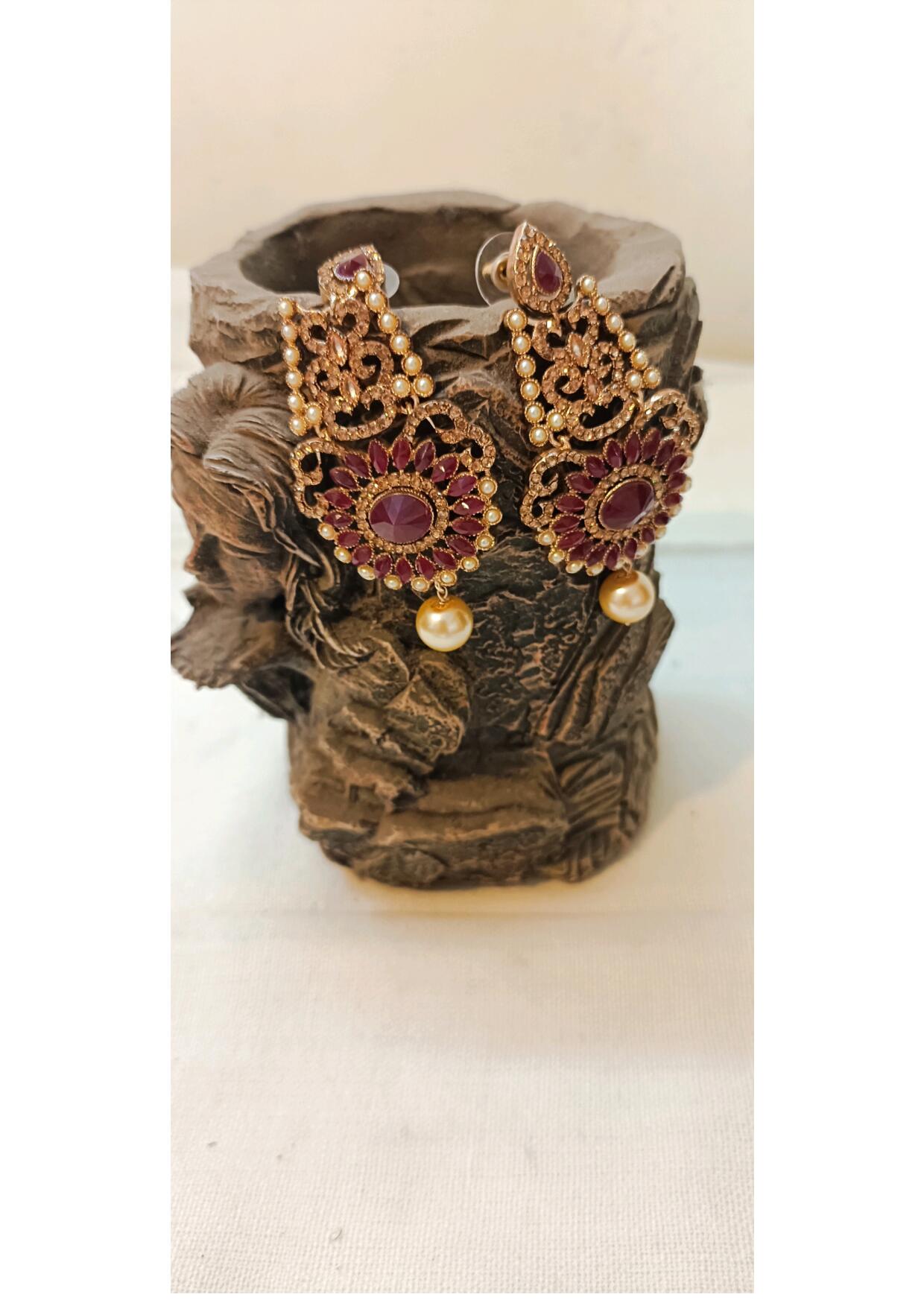 MAROON ETHNIC CHANDBALI EARRINGS