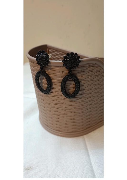 ANTIQUE BLACK DANGLER EARRINGS