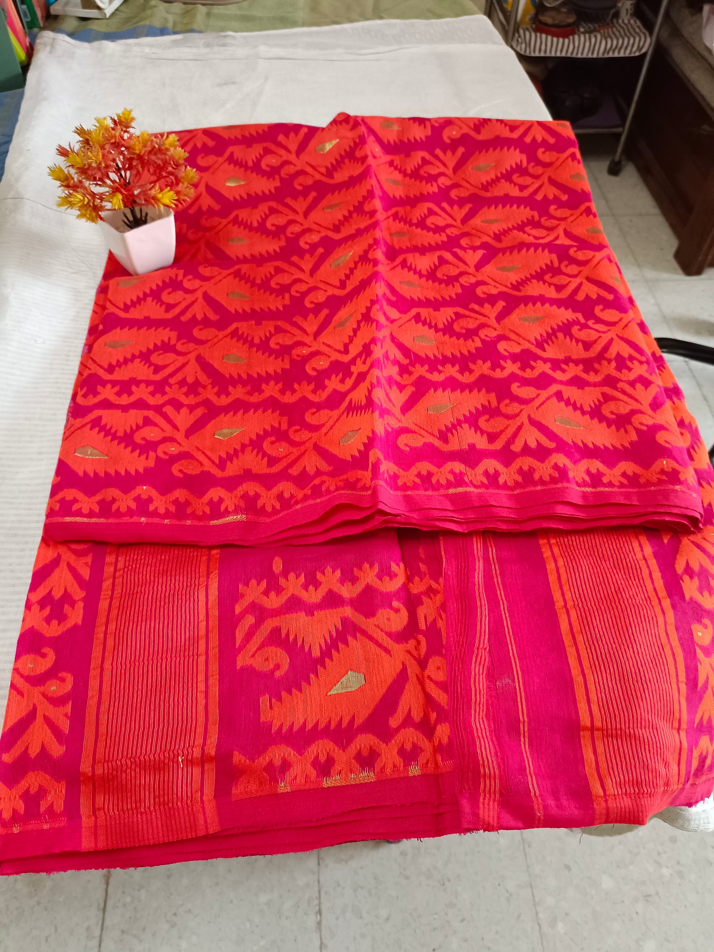 Magenta with zari work dhakai jamdani bengal cotton sari